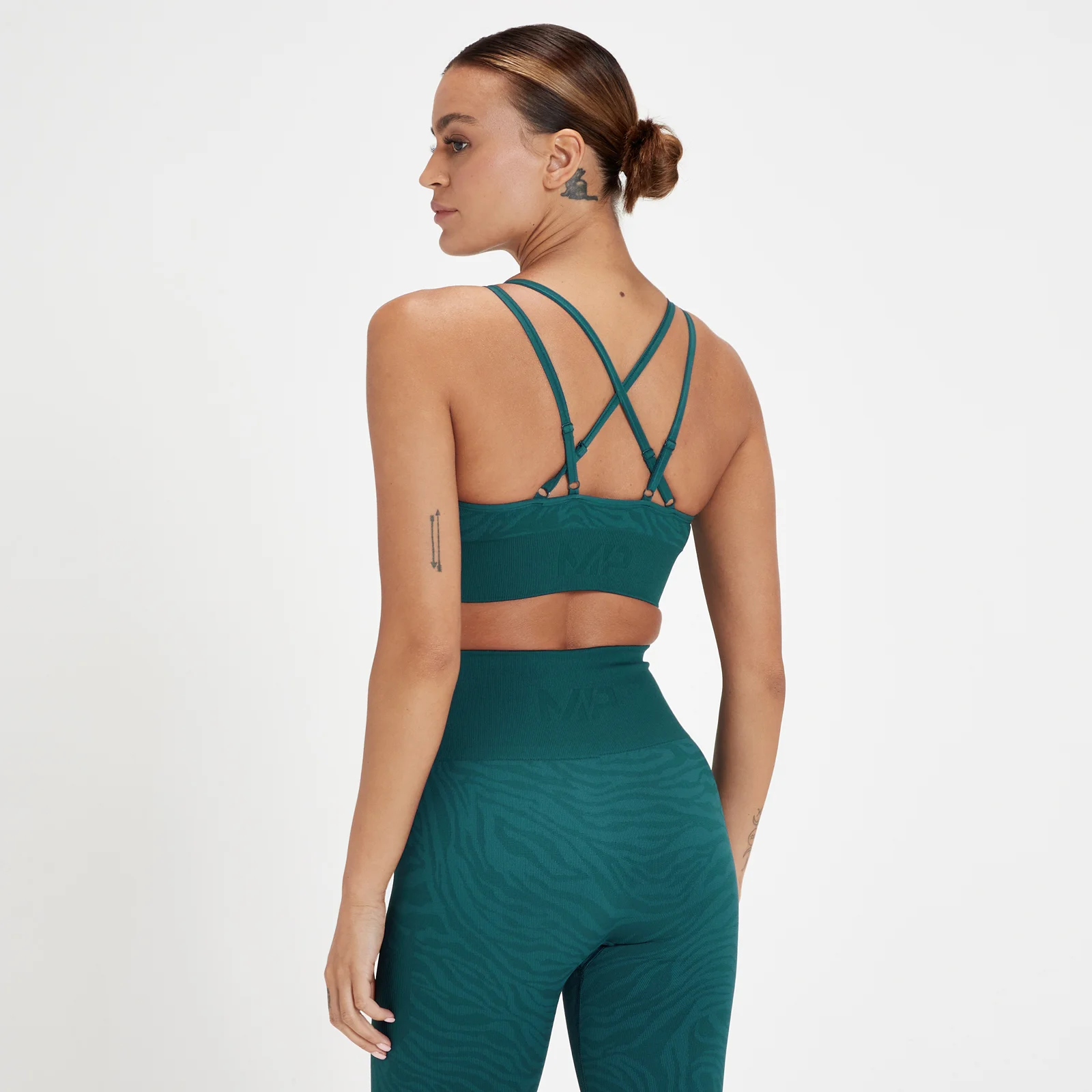 MP Ženski brezšivni športni nedrček Tempo MP – temno mornarsko modra z zebrastim potiskom - XXS Slika 1