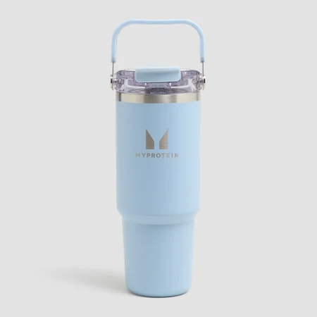 Myprotein reciklirana kovinska steklenica s slamico in ročajem 900 ml - svetlo modra