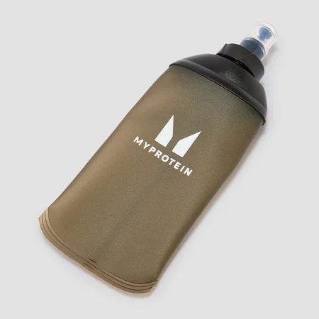 Myprotein mehka tekaška steklenica 250 ml - črna